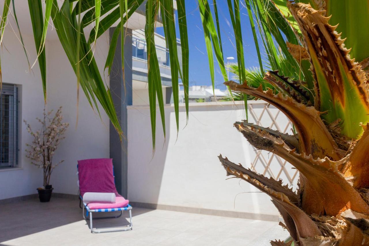 Bungalow Pink Garden Oriola  Exterior foto