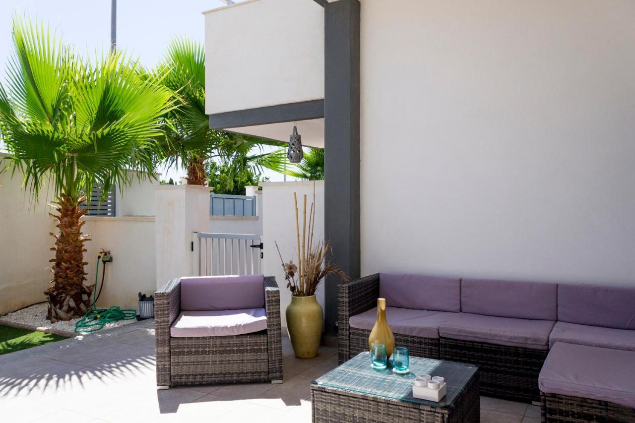 Bungalow Pink Garden Oriola  Exterior foto